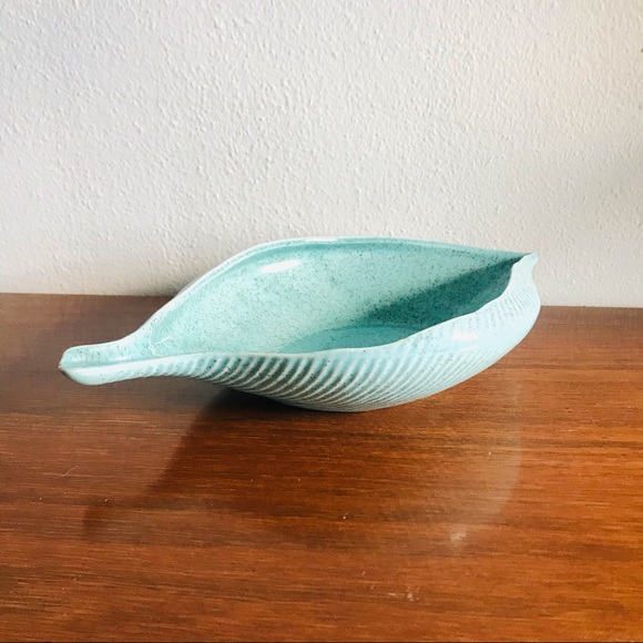 Vintage mid century modern redwing leaf bowl/ dish - Picture 7 of 11